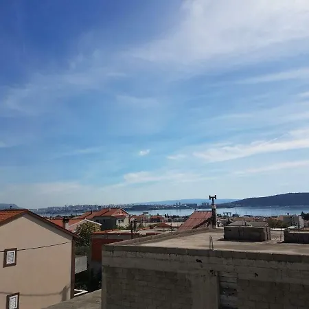 Apartment Dijana Kastela Exterior photo