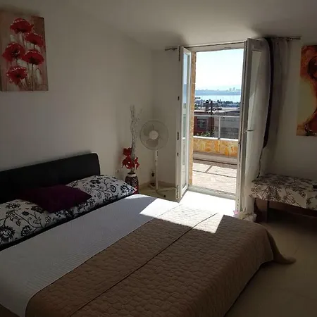 Apartment Dijana Kastela Exterior photo