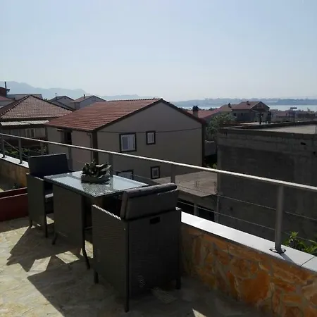 Apartment Dijana Kastela Exterior photo