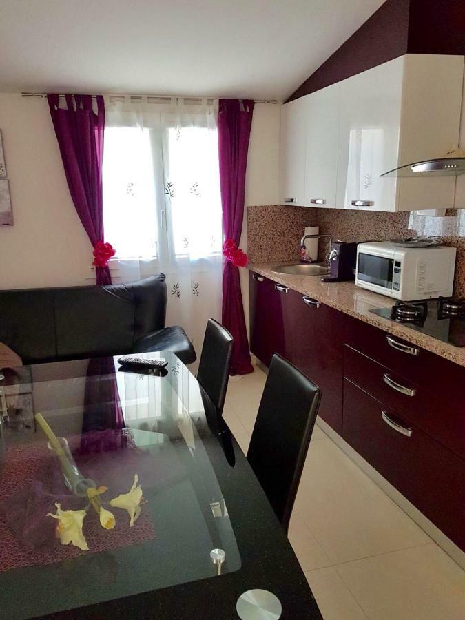 Dijana Apartment Kastela